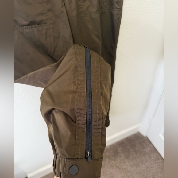 Athleta Radiant Jogger Size 6 - Picture 5 of 7